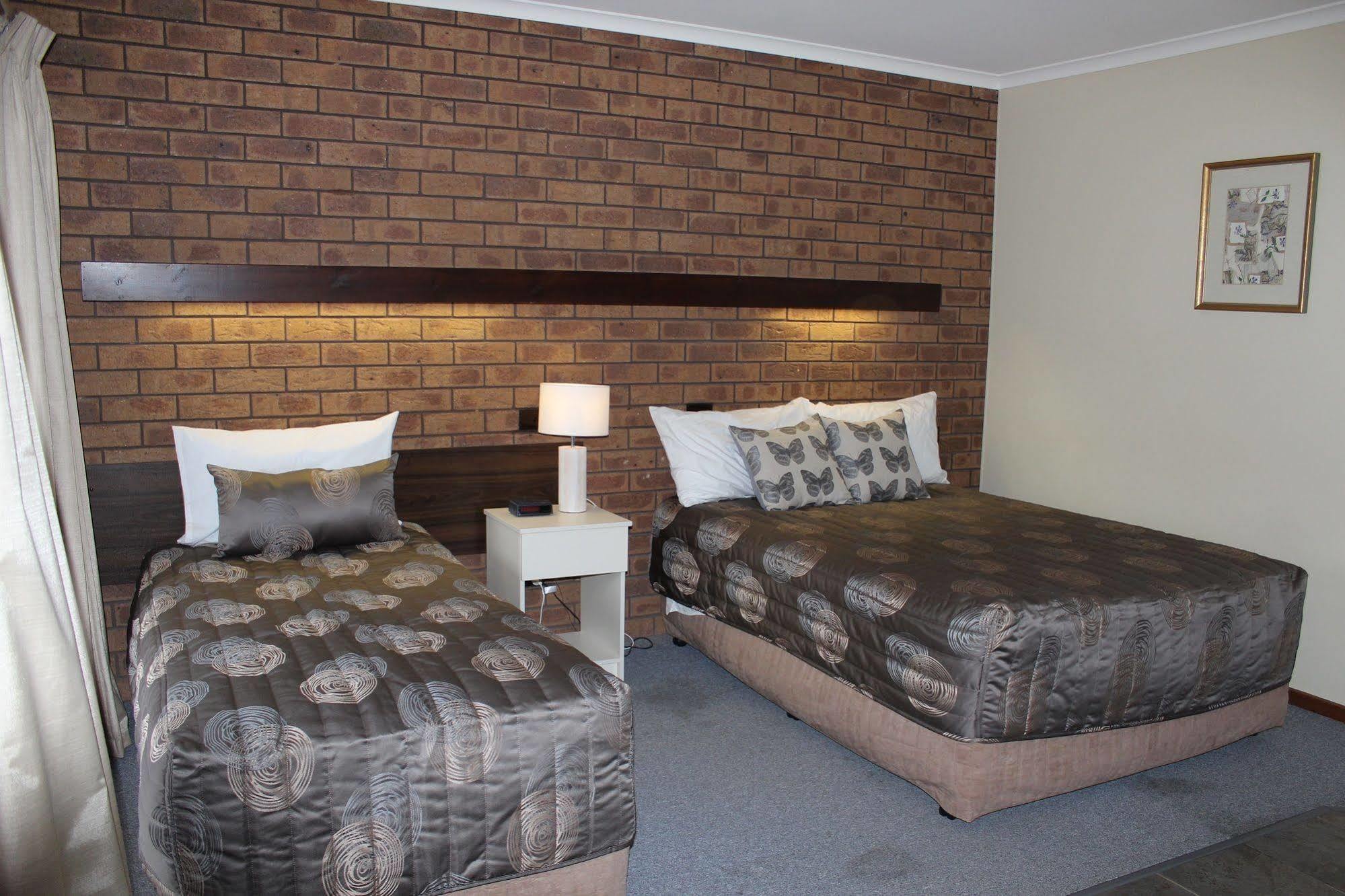 Dunolly Golden Triangle Motel Bagian luar foto