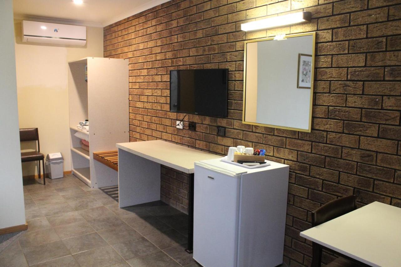 Dunolly Golden Triangle Motel Bagian luar foto